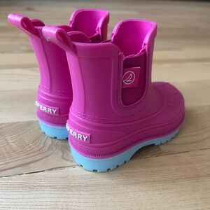 Sperry Chelsea Pink Rain Boots size 4